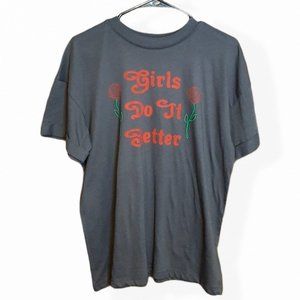 Girl Dangerous Girls Do it Better Rose Tee sz S
